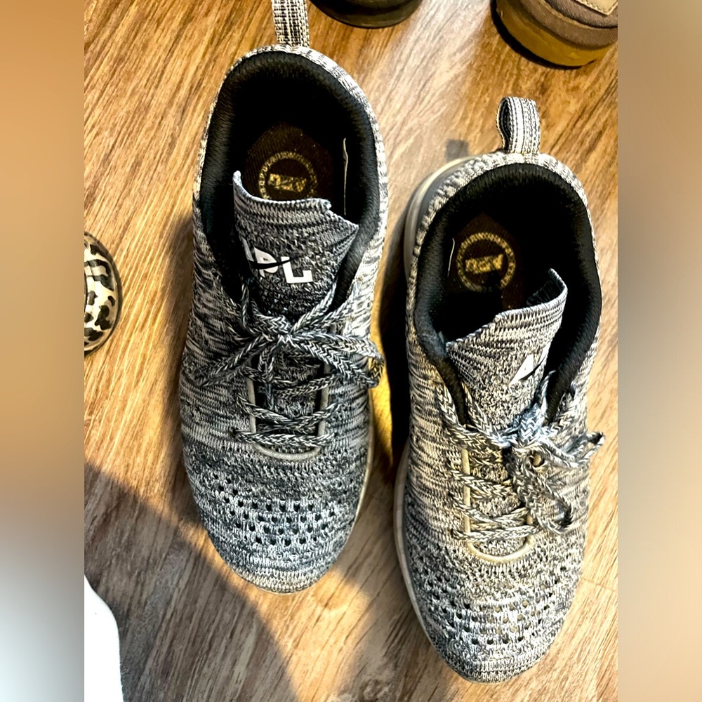 Apl sneakers